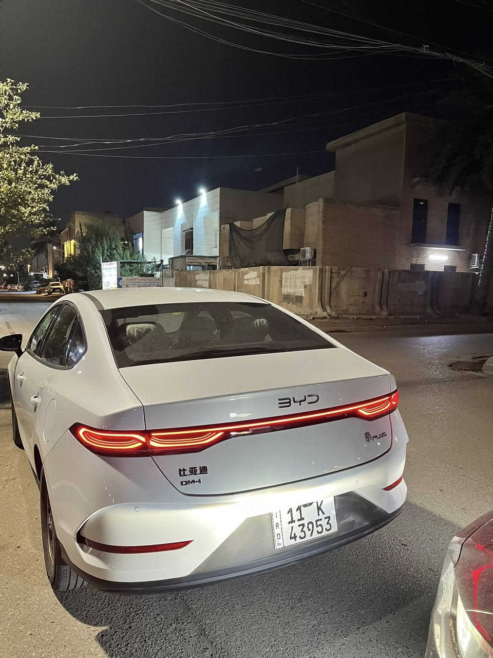 السلام عليكم BYD QIN PLUS
بي واي دي جين بلاس للبيع 
زيرو بعدها بحالة الوكالة 
ماشية 2200
يعني بعدها زيرو
فقط رصعة بالقمارة ممبينة 
مكانها حي الجهاد 
***********
