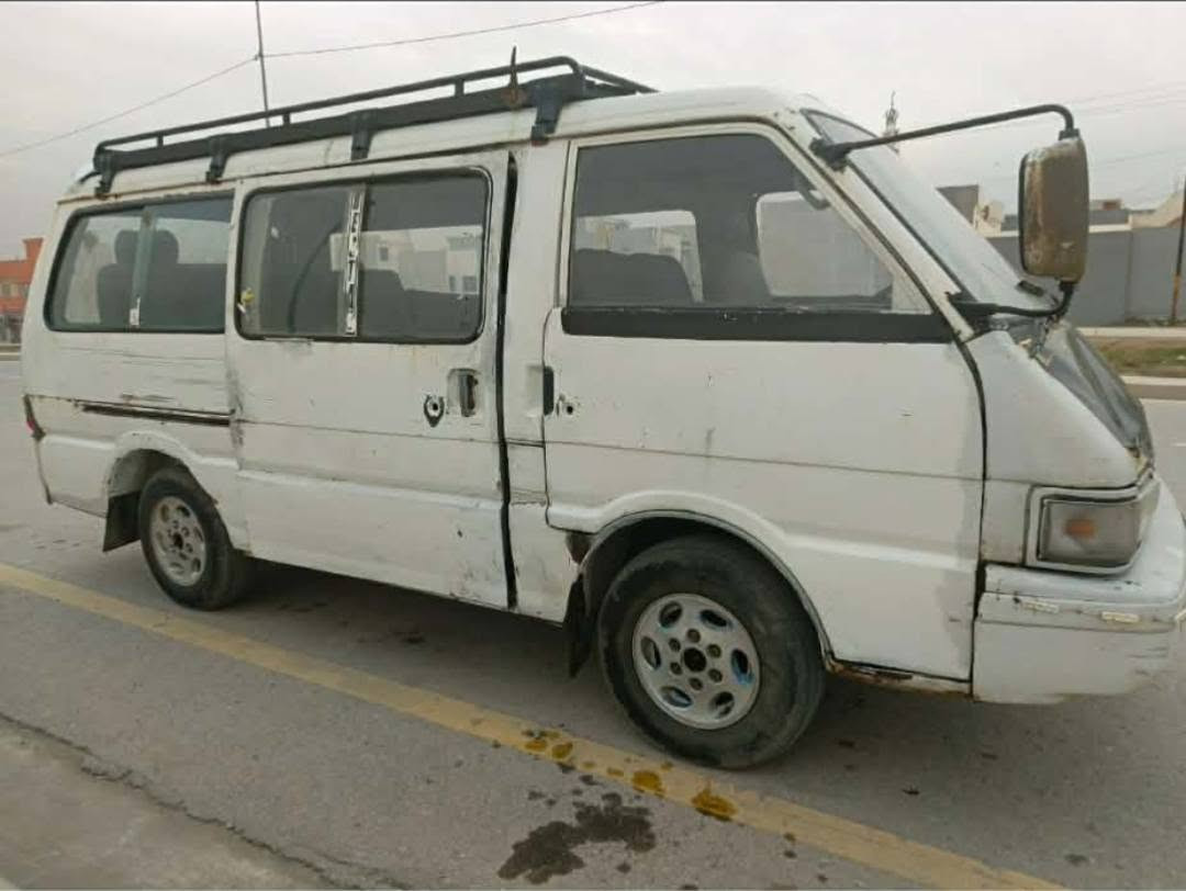 السلام عليكم كيه بستا للبيع سنويه 2029 محرك كير اكسن شرط الوكاله والتحويل السعر 23وبيها مجال،، ***********
