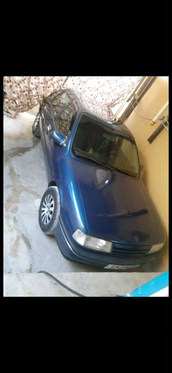 سلام عليكم اني مكلف بالنشر 
يوجد سياره فكتره للبيع  حجم 16 صبغ جماليه مابيه لادعمه وله مضروبه رقم مصطره نكليزي نينوه السعر (47)وبيه مجال (***********)))(((***********) الاتصال عله صاحب السياره موديل 92
