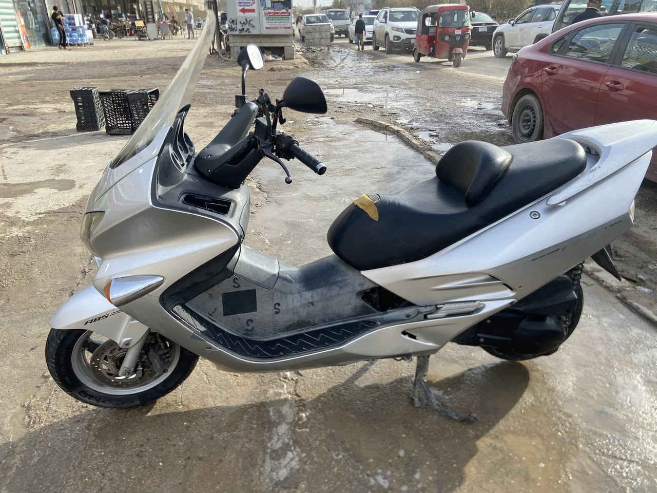 سلام عليكم دراجه فورزا صفر سته مال رمبه مكفوله كفاله
السعر مليون ونصً وبي مجال 
موديل 2006
مكاني ابو غريب شارع الزيتون 
التواصل بي واتساب ***********
