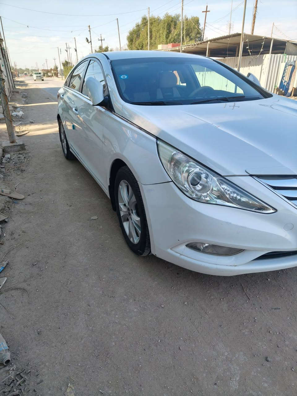 السلام عليكم للبيع سوناتا 2012خليجي محرك 2400دوش رقم بغداد دولي بأسمي محرك كير حدادية تبريد تدفئة تخم تاير سياره جاهزة من كلشي مابيها اي نقص سيارة مال جناي السعر 138 وبيه مجال للشراي المكان بابل ***********
