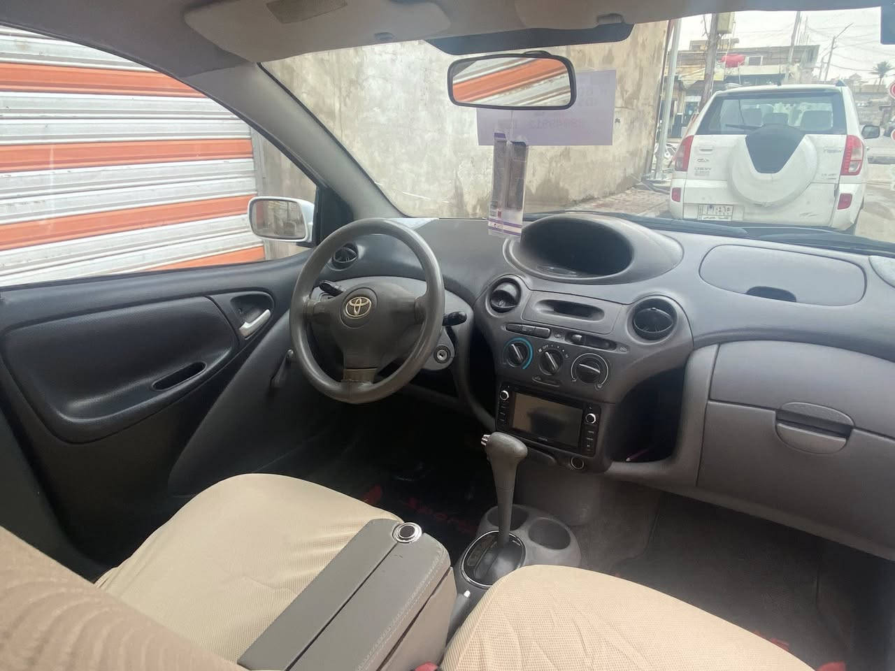 سلام عليكم تيوتا كورلا ايكو موديل 2004سياره مكفول كفال كام تكم وقماره قطره صبغ وباقي حزام جماله بدون قطره معجون مكفول شاصي وبعد ومكينه وكير وحداديه وتخم تاير وشاشه ومامره وسياره جديد عل يد واحد سياره رقم بغداد بسمي دولي هز جديد سنويه  2030مكان واسط نعمانيه ***********وسعر 62وبيه مجال سياره ربع دينار ما ذاب عليه
