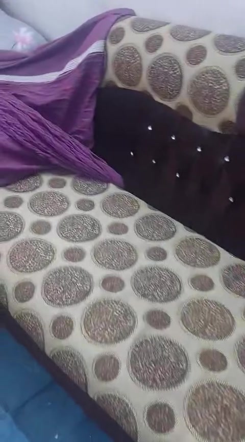 صباح الخير عندي هذا التخم بيه ضرر خفيف ب٣٠٠ وبيها مجال


**إذا كنت صاحب هذا الإعلان وتريد حذفه لأي سبب، رجاءا أرسل رسالة إلى الدعم الفني**