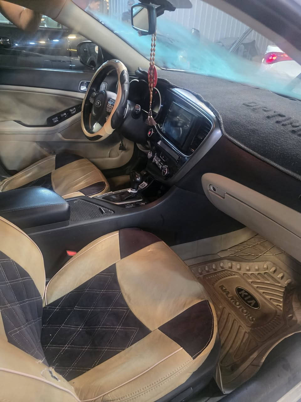 كيا اوبتيما موديل ٢٠١٤ وارد خليجي رقم بغداد سياره بأسمي بصره فول مواصفات
سعر ١٤٧


**إذا كنت صاحب هذا الإعلان وتريد حذفه لأي سبب، رجاءا أرسل رسالة إلى الدعم الفني**