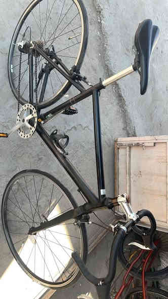 السلام عليكم
ماركه قيم وأخذه رمبه ما مستعمل بالعراق
***********
