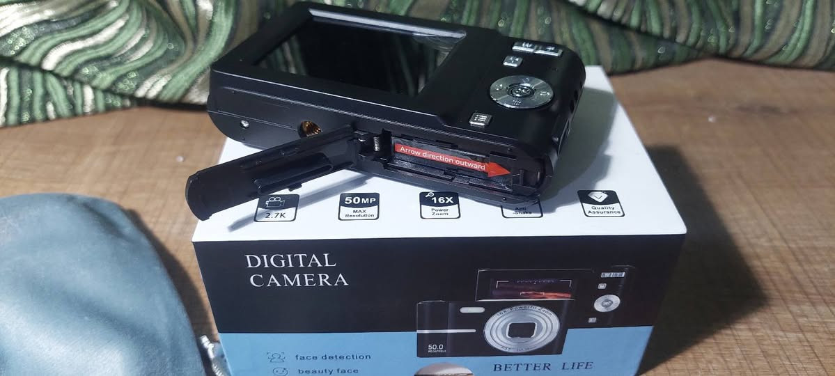 كامرة رقمية كاملة وشغال ما ناقصها اي شي ب٢٥ على أول تم


**إذا كنت صاحب هذا الإعلان وتريد حذفه لأي سبب، رجاءا أرسل رسالة إلى الدعم الفني**