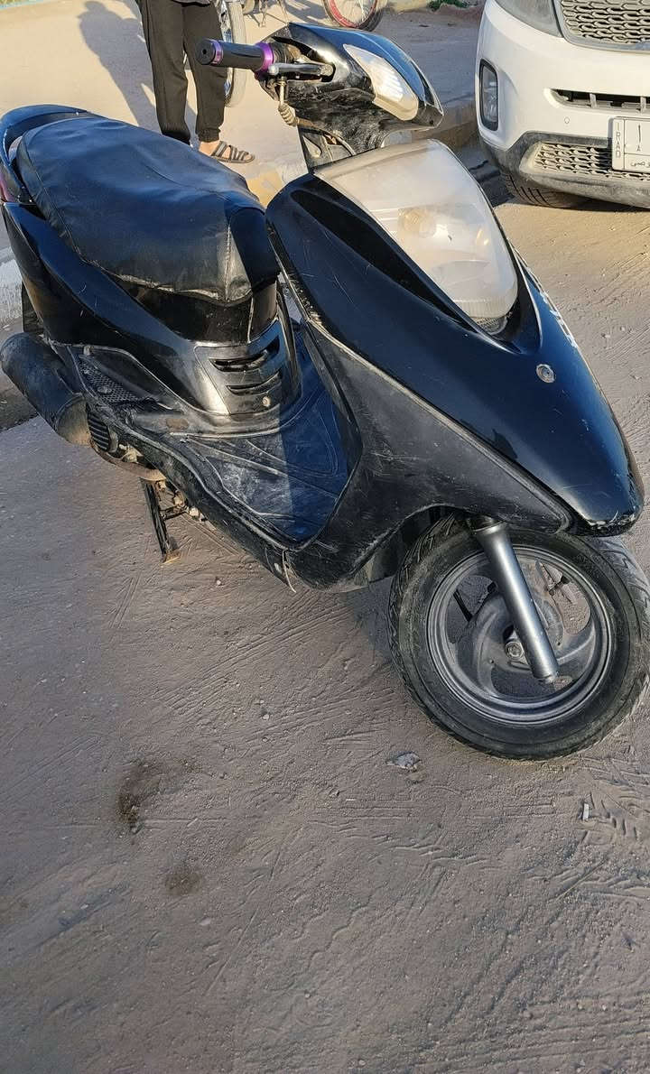 دراجه ادريس للبيع. جاهزه. نكره سلف.
سعره. 350 وبيه مجال قليل


**إذا كنت صاحب هذا الإعلان وتريد حذفه لأي سبب، رجاءا أرسل رسالة إلى الدعم الفني**