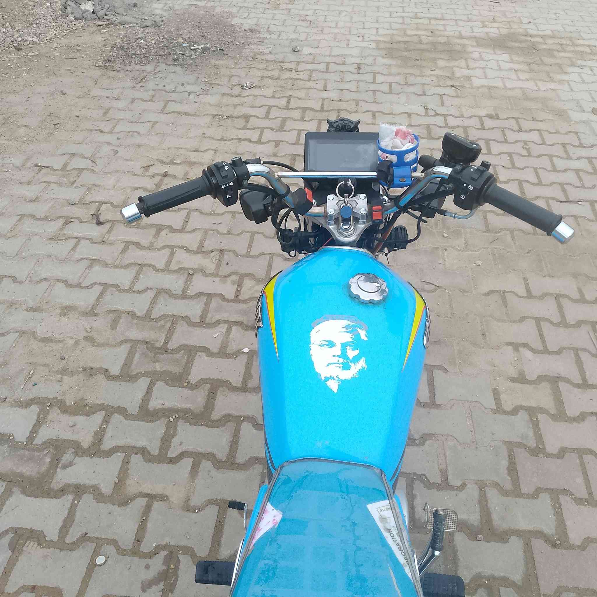 السلام عليكم حبايب.
تايگر سولنك 24 مكفوله كفاله عامه من التاير للتاير فقط الشاشه تطفي وتشتغل حالين مشتغله اوراق كامله بوجهك ترقم الدراجه كله گبالك معروضه ب625 بيه مجال شي قليل رقمي*********** خاص ماجاوب شلع مكانه بلصويره وين بلصويره
