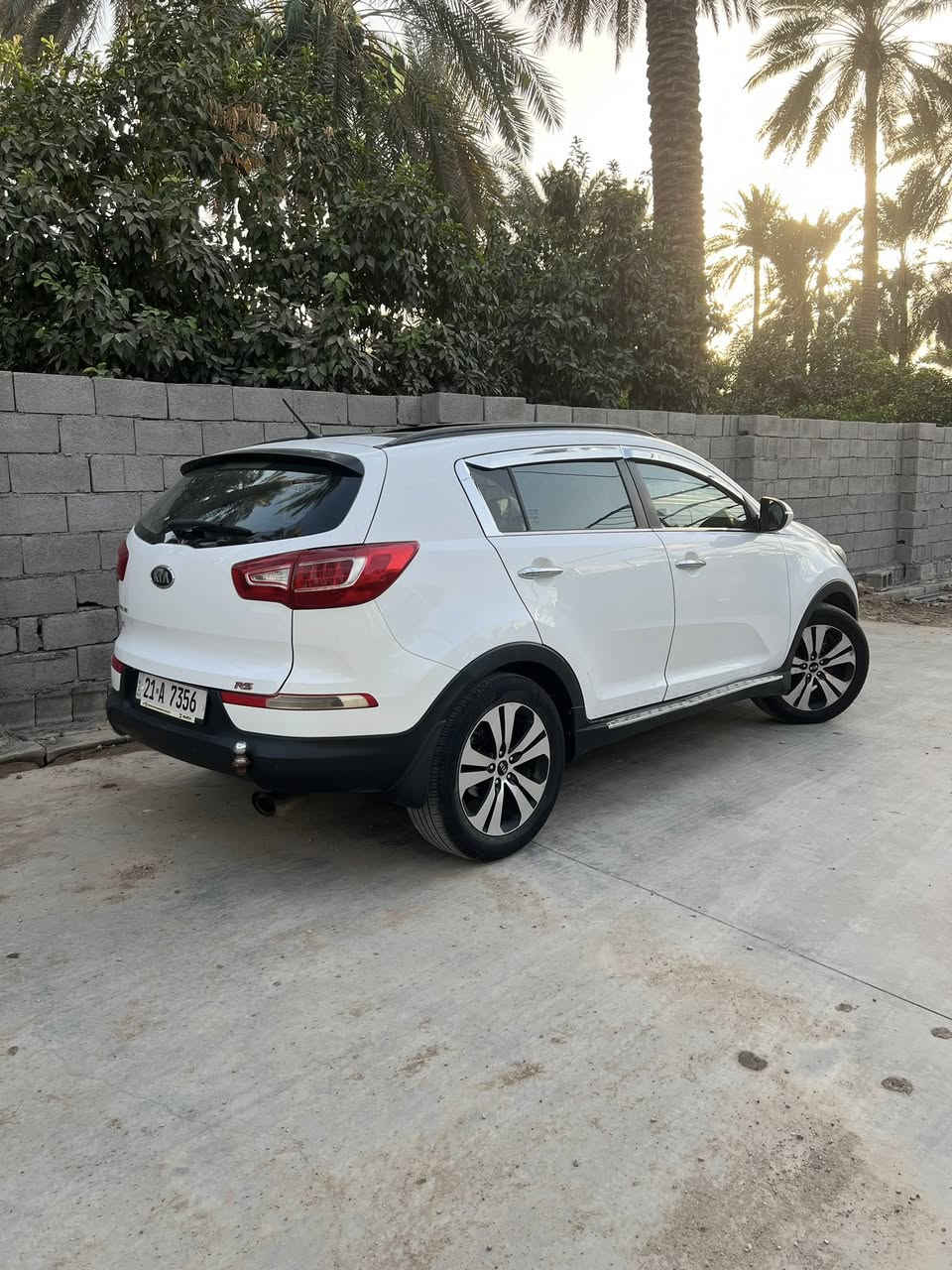 السلام عليكم 
للبيع سبورتج 11 فول بدون صبغ فقط بارد بسيط موضح بسونار 
رقم سليمانيه بسمي تحول مباشر 
باقي التفاصل واضحه بصور اي استفسار اتصل
0772 386 3018‬
معروضه 140 وبيها مجال بسيط
