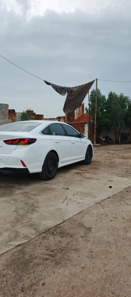 السلام عليكم
سوناتا غاز بلادي 2023 
رقم بصرة نص مواصفات تحكم ستيرن تبريد شاشة 
باب العبري مقسم الصندوق مقسم جاملغ الامامي جهة السايق صبغ وتقسيم 
السعر 175 
*********** واتساب واتصال 
مامتواجد فيس
