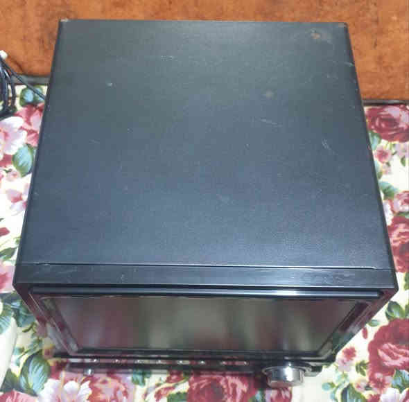 تلفزيون دفدي سيدي يواس بي فلاش سماعات خارجية 
بدون سماعات شغال ١١٠ فولت وبعد بيه مواصفات كدامك *********** بغداد
