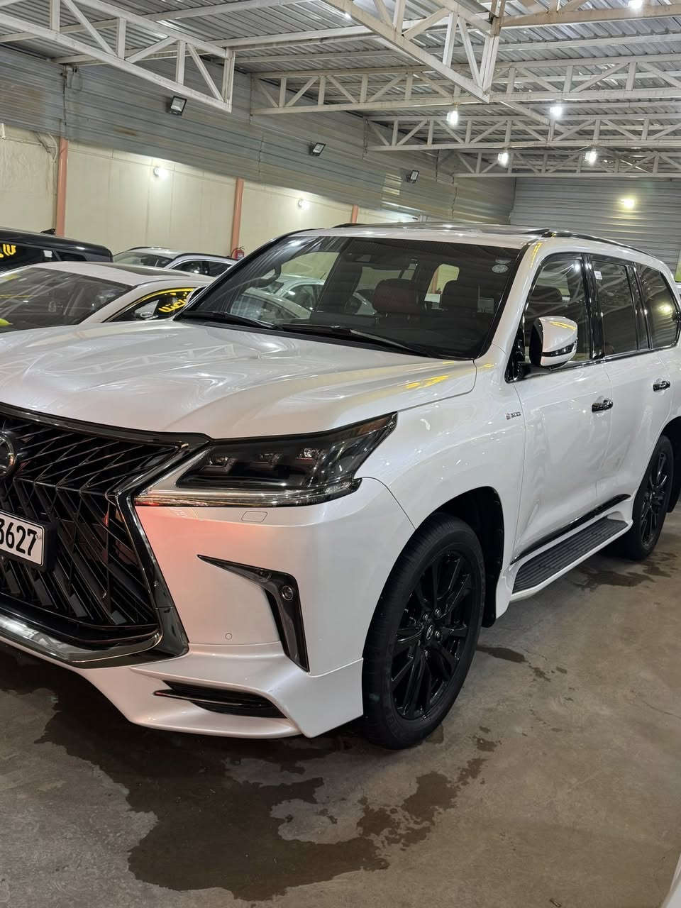 لكزس KURO كورو باب اول داخل احمر
موديل 2019 اصل بل تكمة و سنوية 
رقم اربيل بسمي هزة وفحص جديد 
بصمات اثنين مع كارت 
رام جي بي اس + سماعات + ريموند شاشات كلة موجود
مواصفات كورو KURO معروفة فول فول للاخير  سيارة داخل احمر باب اول 
 *********** موجود بي واتس اب
***********
مكان سيارة النجف الاشرف
