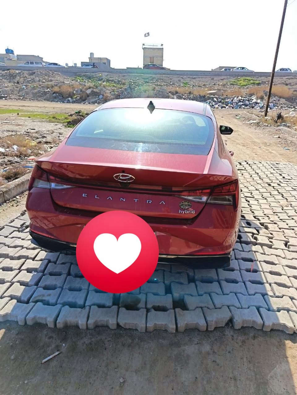 هونداي الإنتر موديل 23 هايبرد حادثها جاملغ. وبنيد وباب الصدر مصبوغ بيها تصليح الغد والشاصي  والباقي كله مكفوله كير مكينه مكفولات تبريد حداديه تخمً تاير فول مواصفات تشغيل عن بعد شاشه متصله شاشه أعطه رقم بغداد الدولي 
كبل تحويل 145 وبيها مجال شي قليل 
***********
