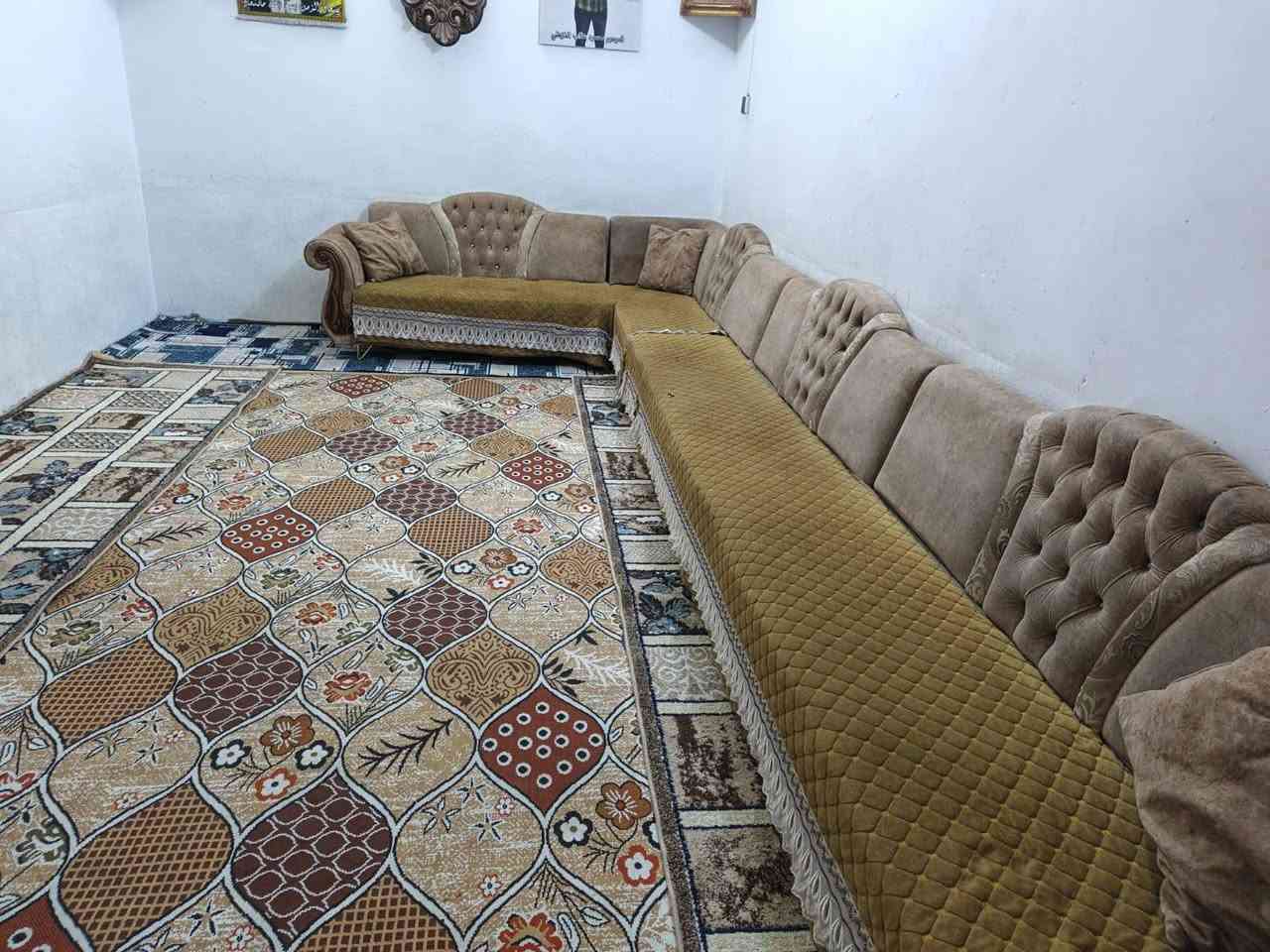 ديوان 14مقعد تسكام وقوي ثكيل تكمه جديد كلش اي ضررمابي سعره 300يوجد توصيل داخل كربلاء ***********
