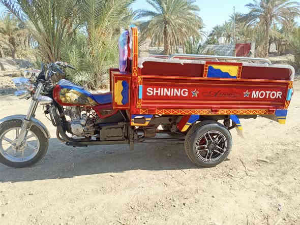 سلام عليكم ورحمه الله وبركاته ستوته للبيع موديل 16محرك 22مكفوله كفاله عامه مابيهه اي  كهربائيات كلهه شغاله تخم تاير ويل كب ستوته مال جناي مامتعوبه مكان الحله شوملي سعر 1350وبيهه مجال للشراي ‏‪***********‬‏
