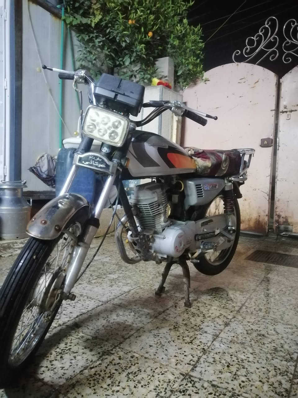 السلام عليكم ماطور للبيع اربعه كير اي عيب مابي كدام العين السعر 300.وبي مجال شي قليل الموصل حي سومر التواصل علا هاذا الرقم ***********
