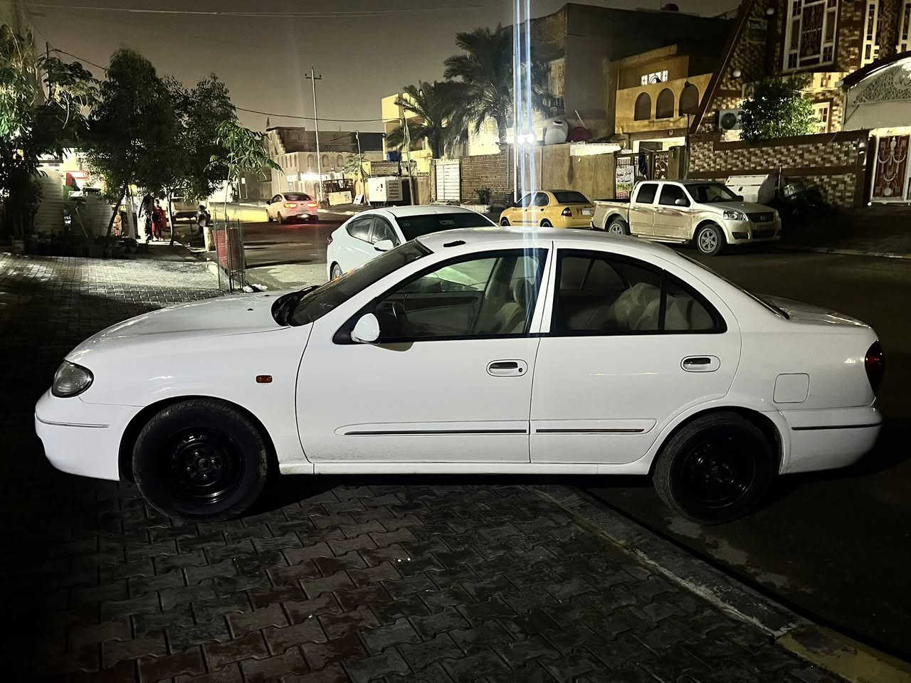 سني 2006 رقم واسط 
محرك1800 حاويه كير ومحرك كبس
نضيفه  تخم تاير حداديه 
سعره 92
مكانه كوت 
***********
