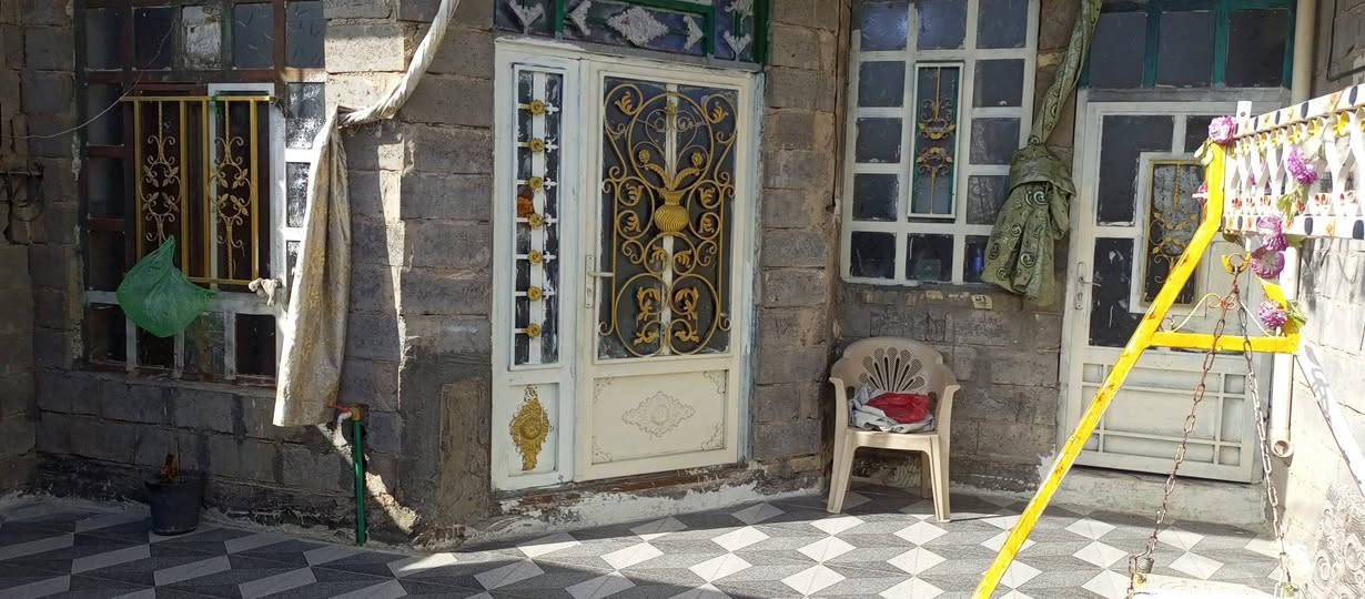 مشتمل الانبار الفلوجه  بالجغيفي الثانيه قرب جامع الذكر الحكيم  المساحه 125طابو زراعي سند تحويل مباشر  بناء بلوك مكانه مميز ماكو بيت صاير بوجهك الشارع ماكو بيت مقابيلك  بناء طابقين وجه المشتمل هيكل الطابق الارضي كامل   والطابق الثاني فقط مسقوف  وأسس بوري كهربا تفاصيل المشتمل بالفيديو والصور  السعر 75 وبي مجال التواصل ع خاص او ع ارقام الهاتف *********** أو ع ***********
