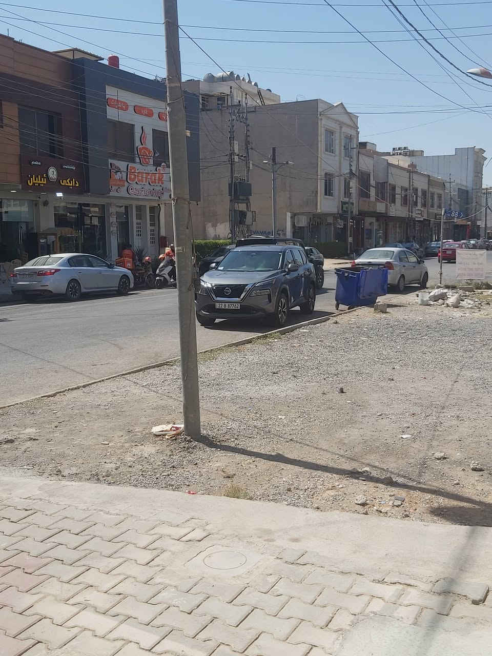 نیسان ڕۆگ 2021 بۆ فرۆشتن دەبل ئەکسل و 5 کامیرە، ناو کرێمی بێ مەسروف پشت و پێش کەپس بە کلین تایتڵ کڕیومانە یەک دەست بووە لای خۆمان، 71 هەزار کیلۆمەتر ڕۆیشتە، نیو چاملخی لای سەکنی پێشەوە بۆیاغة.

چوار پستۆن - مەکینە مرغوب - 2.5.
 
*********** - واتسئاپ.
