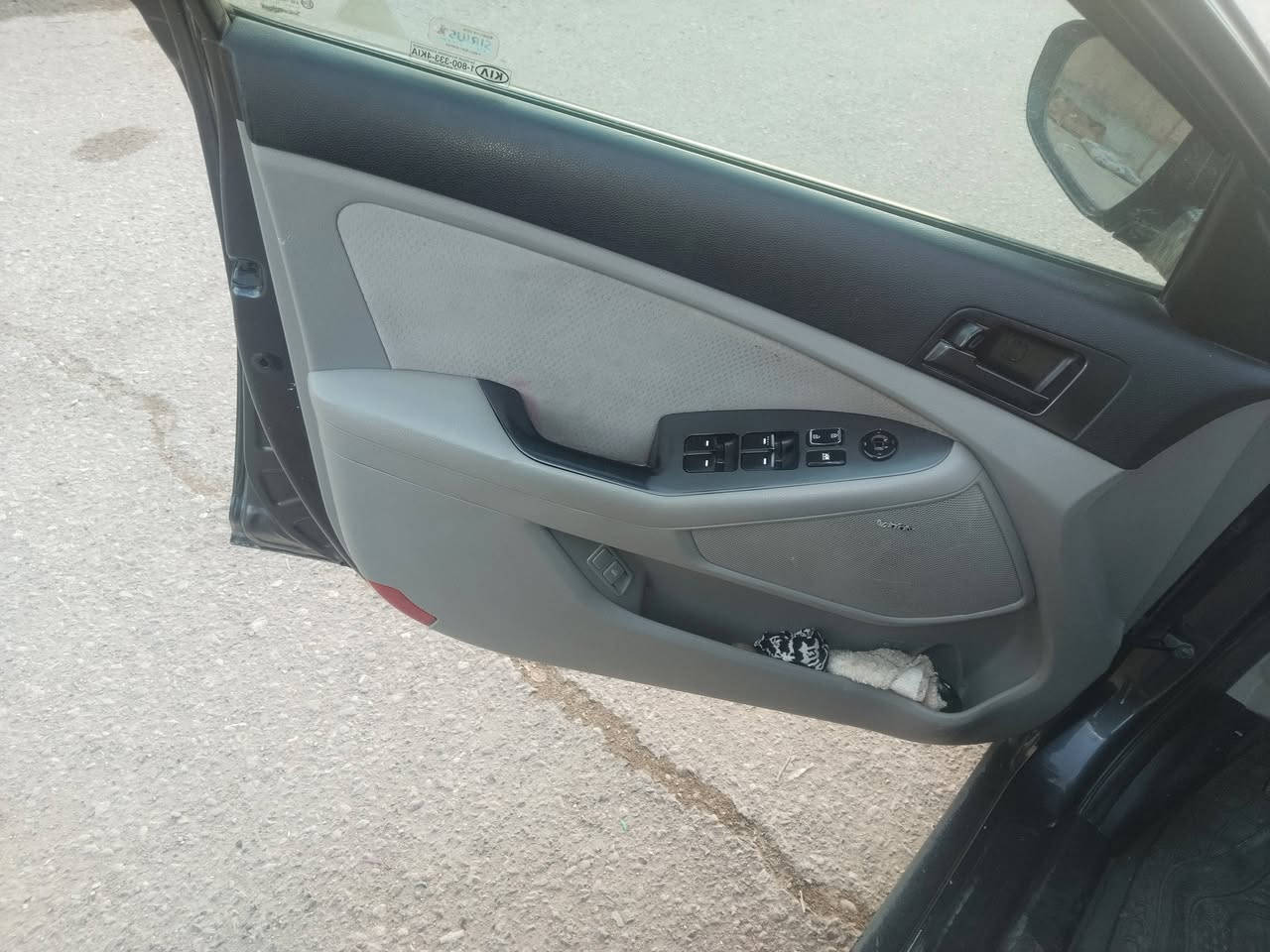 سلام عليكم سياره اوبتما مريكي موديل 11حادث جوملق امامي مبدل بابين سياره مصبوغه حزام فقط سياره بيهه جراد محرك كير خير من الله سياره كامله سعر 90بيهه مجال ***********
