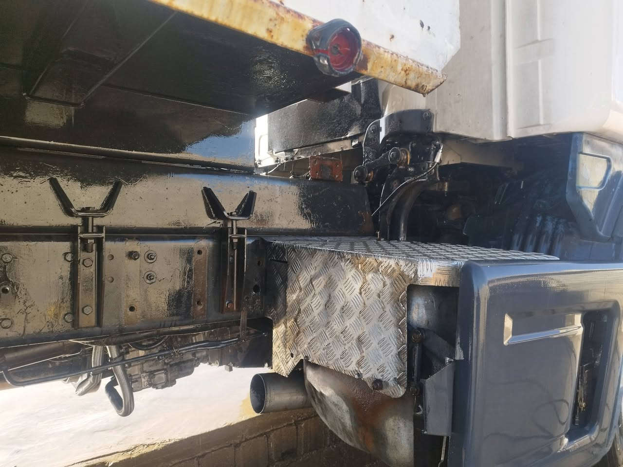 السلام عليكم موجودگلابه إسكانية بومه 2001كله شرط محرك كير اكسل شاصي تيرات رقم اىبيل شرط التحويل سنويه الى السعر اتصل وتدلل ***********
