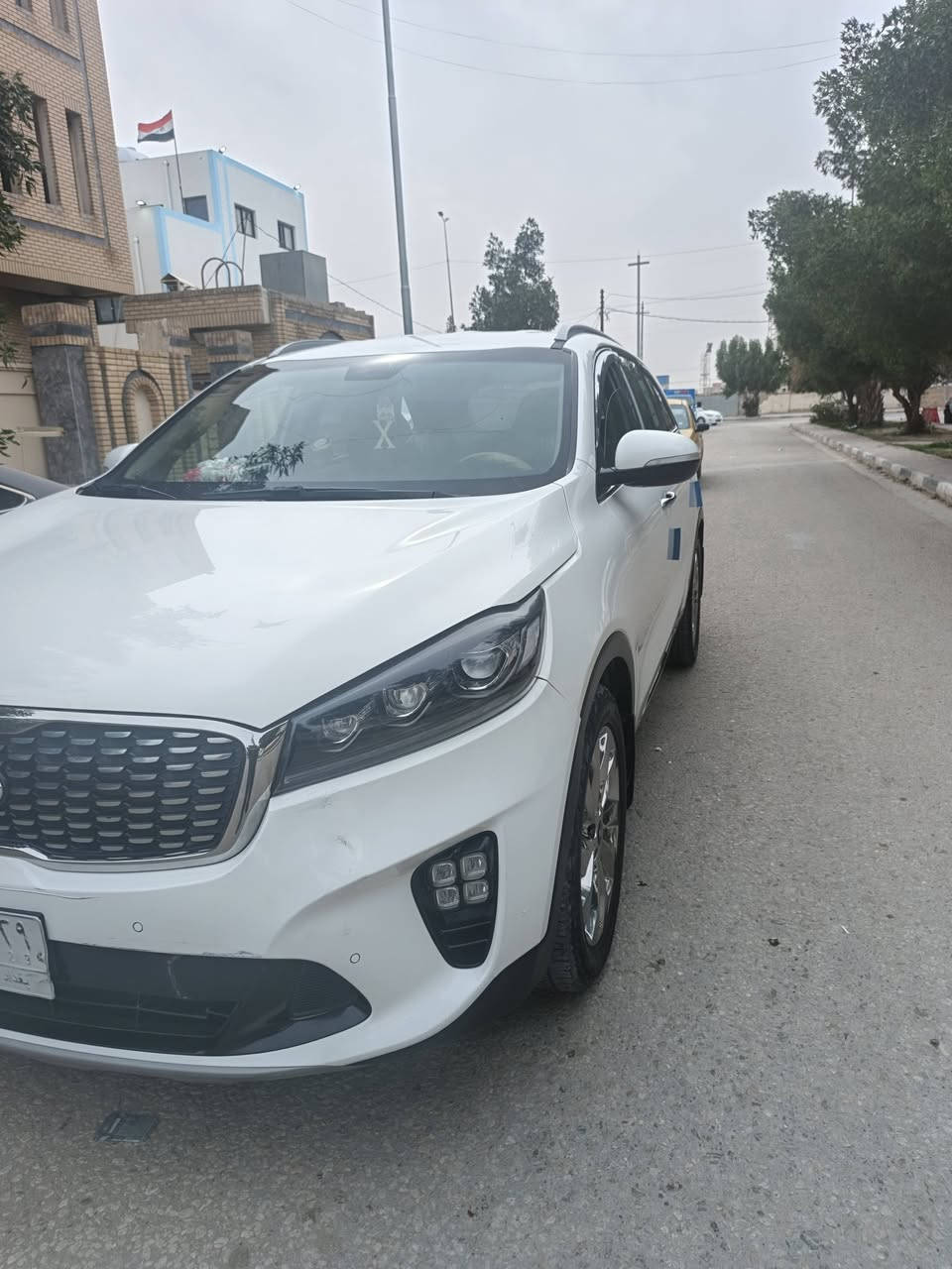 سورنتو البيع موديل ٢٠١٩سياره مكفولة من صبغ بس بارد بلباب الخلفي سياره مكانه نجف والسعر ٢٤٥بيه مجال الهاتف ***********
