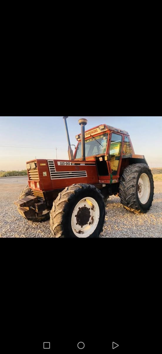 فيات للبيع حجم 115 فول مواصفات تكمه عريضه بگ بالصفحه مكينه مكفوله گير ومحرك واكسنات لابخار ولاتنقيص. كهربائيات شركه. تبريد ويه السويچ مكينه جاهزه للعمل ماتصرف اعليها الف مرقمه واسط بسمي  السعر.٤٢ وبيها مجال للشراي. العنوان السماوه  رقم الهاتف ***********
