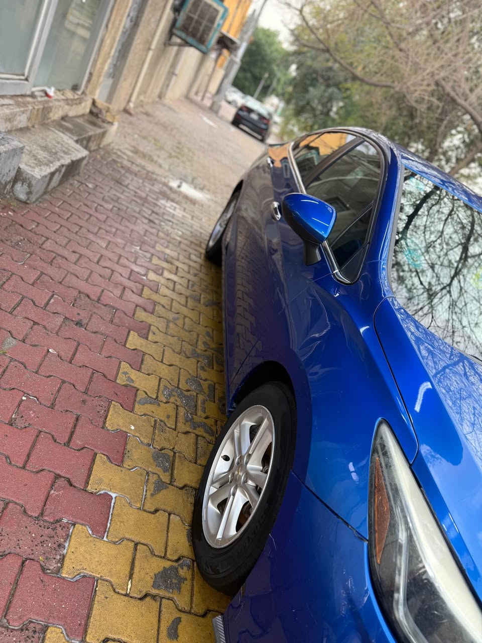 السلام عليكم شوفرليت كروز مديل 2017
السياره جاهزه من كلشي 
محرك 1400 تيربو 
السياره مال بيت حتى مماشيه هواي 
***********
مكاني بغداد علي الصالح بغداد, العراق
