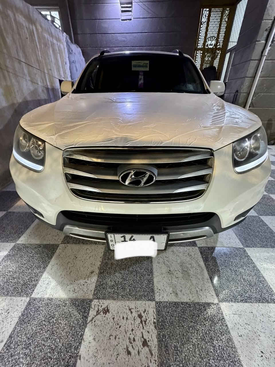 السلام عليكم سنتافي 2012 كفاله عامه محرك 6سلندر مامفتوح  فول مواصفات تنتا بصمه كشنات جلد كهربائي تحكمات جهتين مثبت سرعه تبريد بيانو ويل كب كروم 3قطع تبريد  7راكب رقم بصرة نكليزي سنويه باسمي عنوان بصرة ***********
