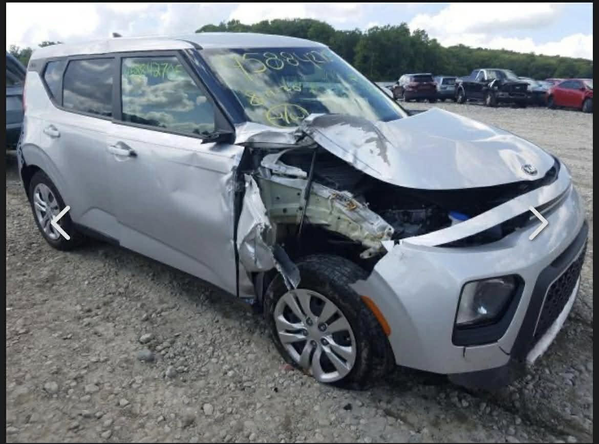 سلام عليكم 
***********
صول 2020 رقم بغداد بسمي هزه جديده و رقم جديد صور الحادث بلمنشور نفس الي بلحادث ممصلح بيها اي شي ع البلادي استعمال حلو نظيفه من الداخل ماشيه   69 ميل مكاني بابل المسيب السعر ب129 وبي مجال كلش قليل
