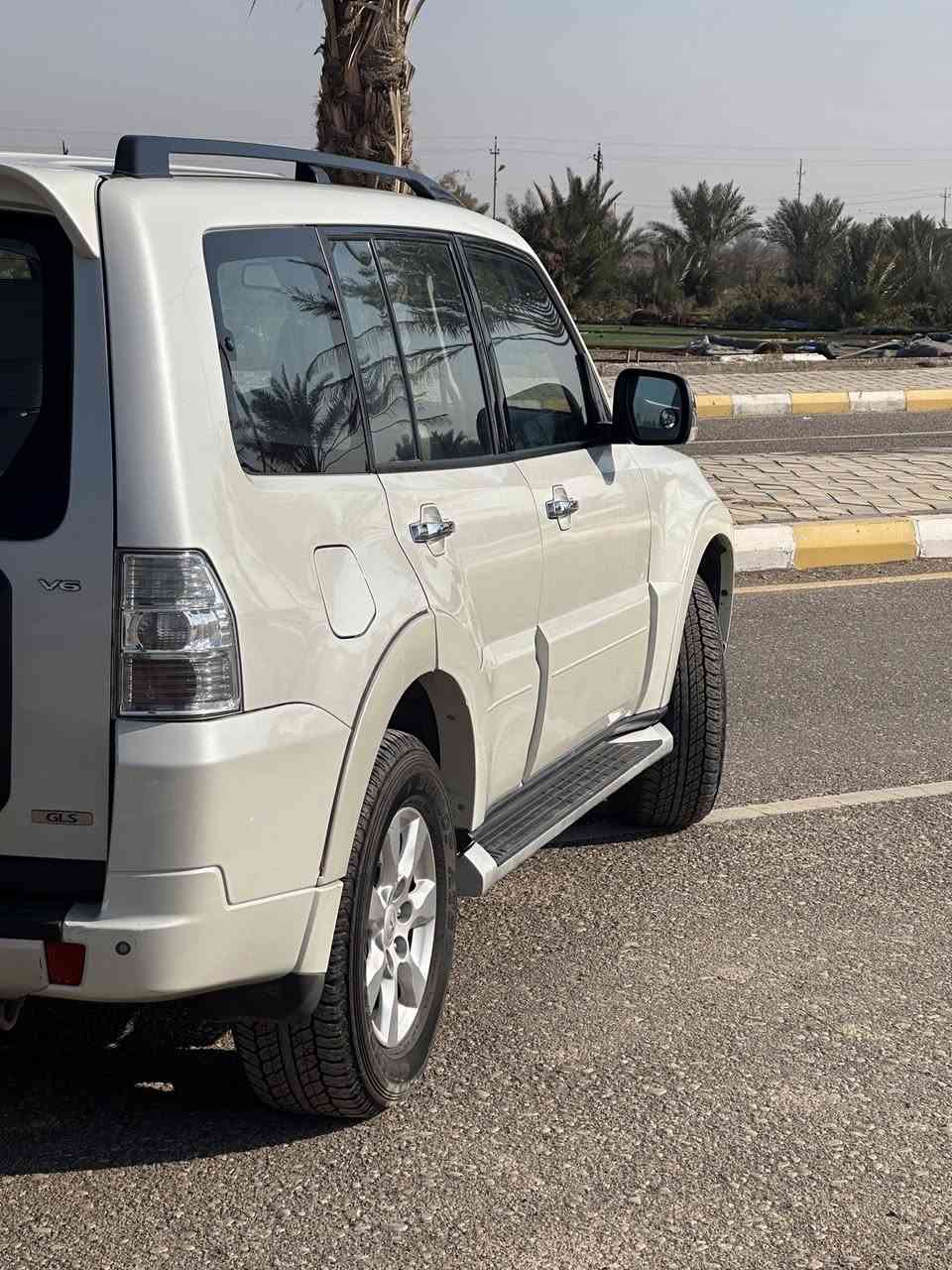 باجيرو 2014 حبتور لون صدفي

فول مواصفات الحبتور اعلى فئة بالباجيرو  

رقم بغداد باسمي تحويل ثاني يوم

سياره كفاله عامة

ماشية ؛137 الف

المواصفات:

داخل جلد 

كشنات  كهرباء 2

دمامات حبتور 

علامه حبتور 

دبل تحكم ستيرن 3

ويل 17 

داخل صاج 

ستيرن صاج

7راكب 

فوريل 

مري شفط 

ثلاجة بل جكمجه

8 ايرباك 

محرك 3500/6

حساس خلفي 

كامرة

اشاير بل مري 

وبعد بيه هواي مواصفات
مكان السيارة ميسان قضاء علي الغربي 

للاستفسار ***********او تساب 

السعر: 180ورقة وبيها مجال
