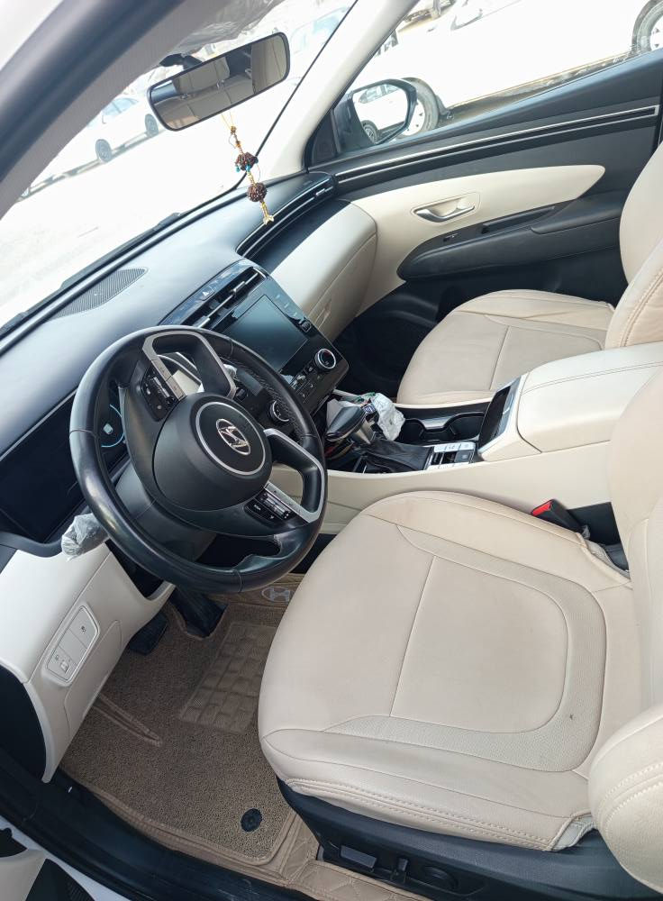 توكسان موديل 2024سيارة جديد مال بيت سيارة ماشي 20فقط كلين بي كارت باب سكن حك شبر فقط  سيارة علا وضع شركه جديد سعر 220 بي مجال مكاني طوز *********** طوز, صلاح الدين
