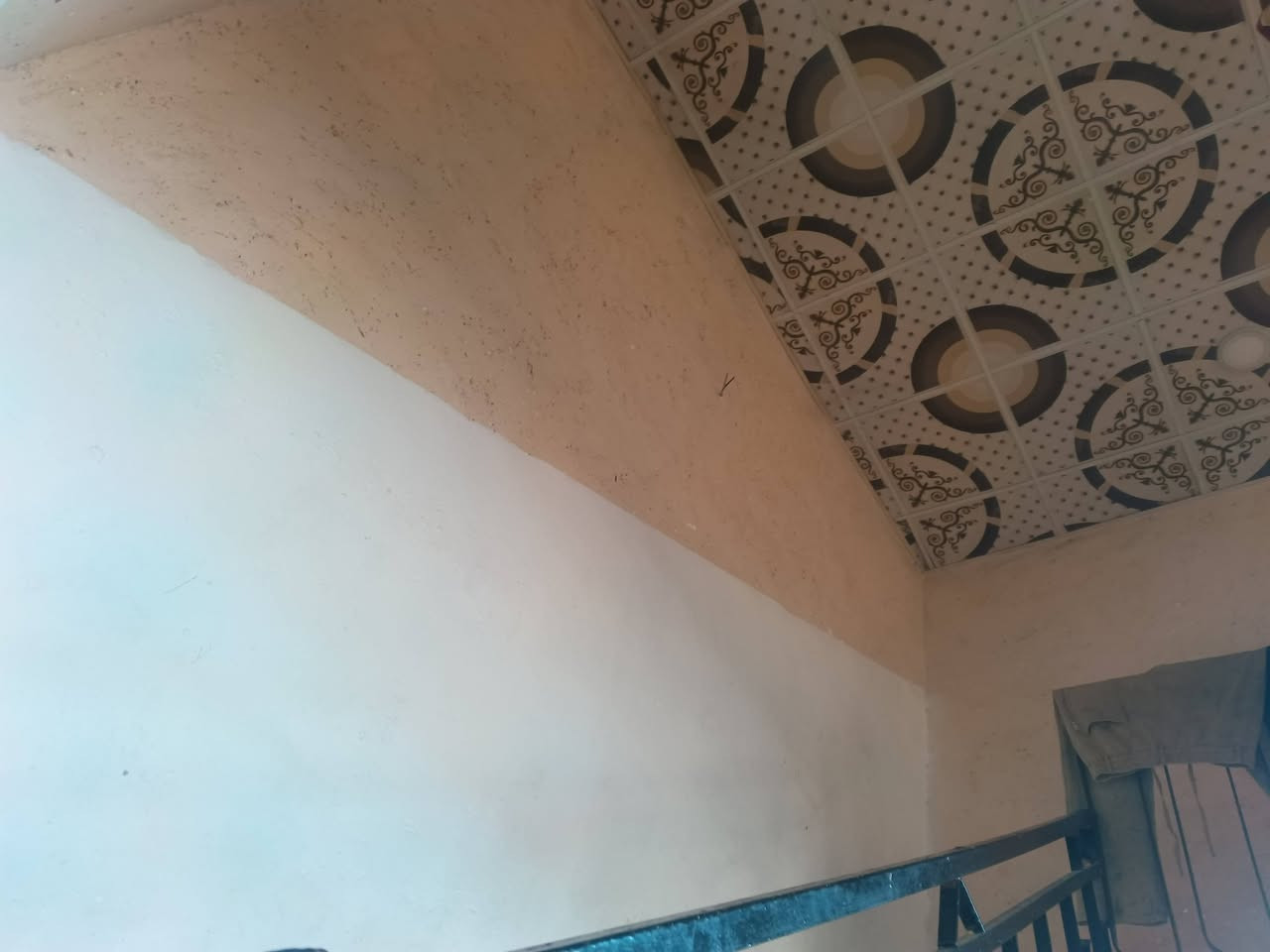 الدار للبيع مساحه 100متر طابقين. مكان كوفه الصوب الصغير  طابو زراعي.  سعر 48بيه مجال  ***********
