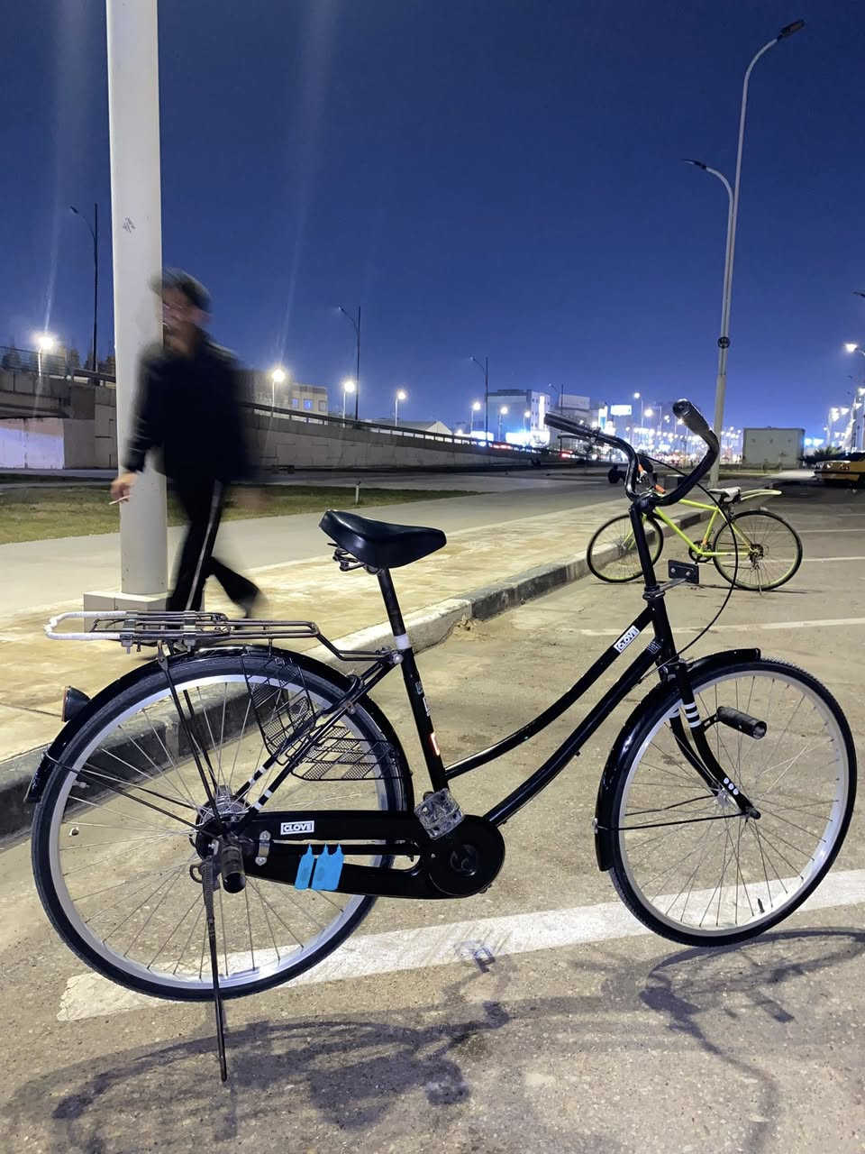 بايسكل نضيف يخبل مال حاويه مديل2019 ماركه كولف ارقى وحده ب السوك حالياً كله بلادي وحيل نضيف بيه طكات خفيفه  سعره 170 وبيه مجال مكاني البصره العاليه شارع صيدليه المروه رقمي ***********
