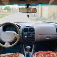 سياره فيرنا موديل ٢٠٠٩ منفيس الون سلفر بيها بارد بالجاملغ داخلها نضيف ...