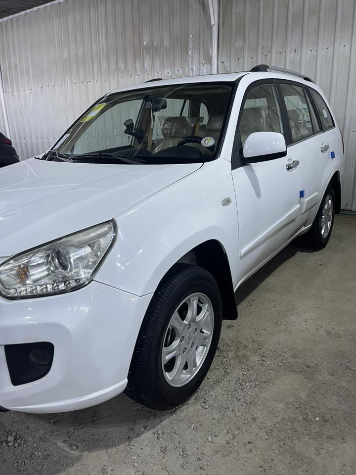 سلام عليكم لبيع تيكو ٢٠١٣كفاله عامه من الصبغ والبارد ***********
