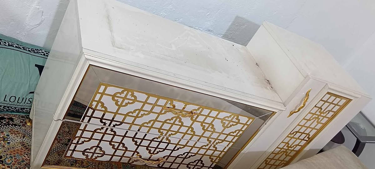 غرفه تركيه ضخمه كلش نظيفه للبيع ماخذينها مليون ما صار على الغرفه مكان صغير سعر750 وبيها مجال للشراي عنوان كوت دور الشئون قرب السده رجاء للشراي فقط


**إذا كنت صاحب هذا الإعلان وتريد حذفه لأي سبب، رجاءا أرسل رسالة إلى الدعم الفني**