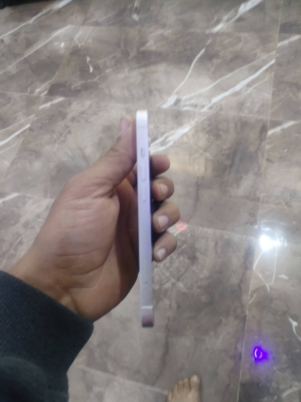 13عادي البيع السعر 275
واتر برو نهاين ممفتوح ولا مصلح
مشكله من خلي شريحه تطلع شبكه ويقره سمكارت بس مايتصل ماعرف ليش
الذكره 128
بطاريه 93
جهاز ضمان مكفول
مكاني بغداد دوره  
***********
