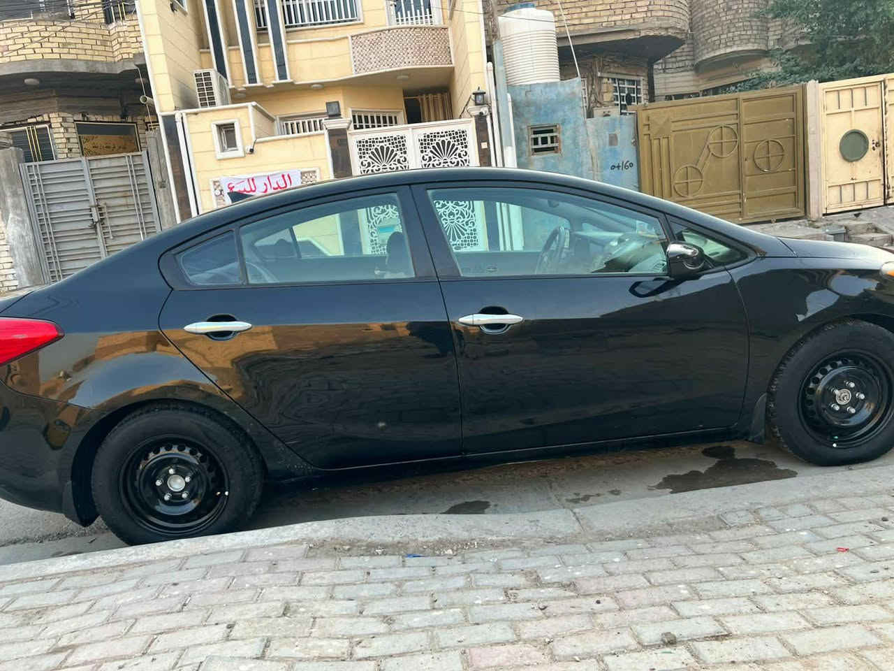 فورتي للبيع 2016 سياره تبديل بس بنيد بدون دواخل كفاله من الصبغ السعر 110 وبيها مجال الشراي يتصل ما متواجد على الفيس محرك وكير ما مفتوحات
محرك 2000 دوش هذا رقمي ***********
رقم كربلاء باسمي
