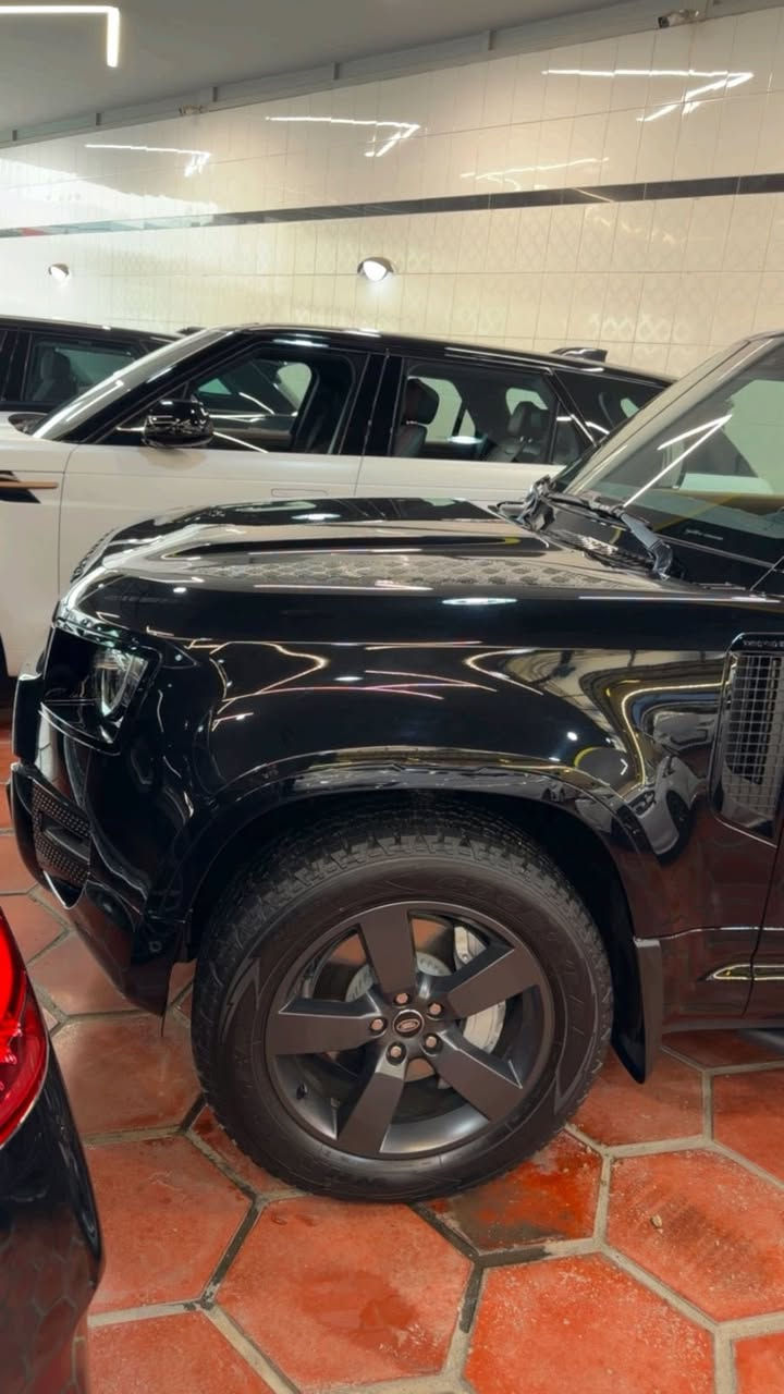 دفندر ٢٠٢٥ زيرو ولا كيلو ٦ سلندر حجمه ١٣٠ داخل مشمشي شاشه جبيره جكات ٤ كاميرات ثلاجه ٧ راكب كاميرا بلمرايه 
تدفئه تبريد كشنات ابيعلك مرقم بغداد 

السعر ٦٦٥٠٠ $ 

للاستفسار 
***********
