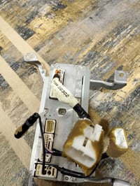 مسجل لاندكروزر • موديل ٢٠١٢ • حله