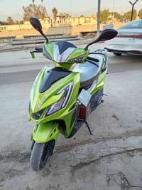 للبيع نظيف جدا مكاني حله موديل 23 07730545790