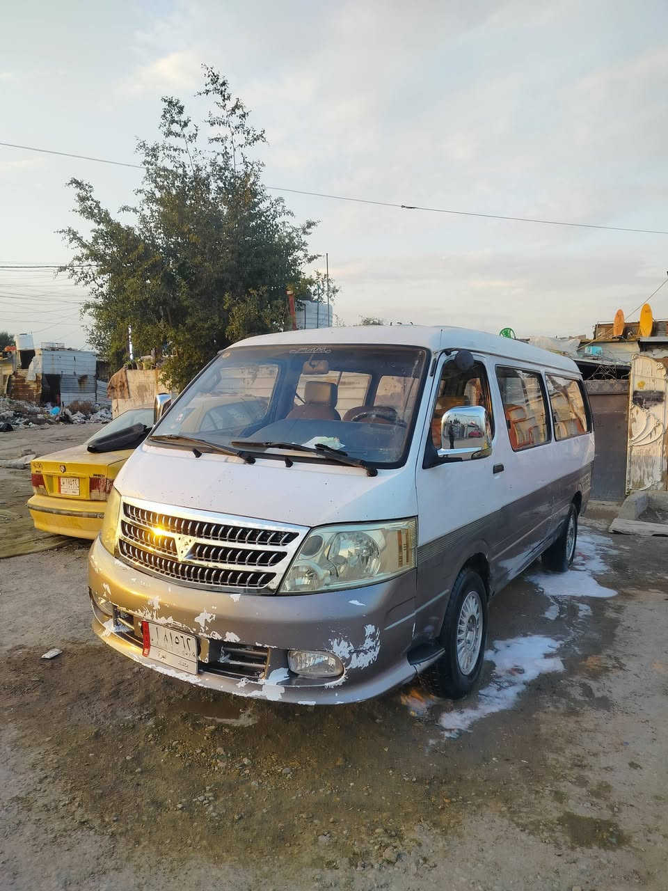 2010سياره مكينه
جديده 
ونجي سته سلندر الحديث
مجول كير خفيف كسن هيسه خفيف دوشمه جديده 
كاعيه جديده كهربائيت كله شغاله بيه خياسات وابريس كاصه موجود رقم بغداد شرط تحويل مصفره هي وغرامت سعر 55وبيه مجال مكان سياره زعفرانيه 
***********
