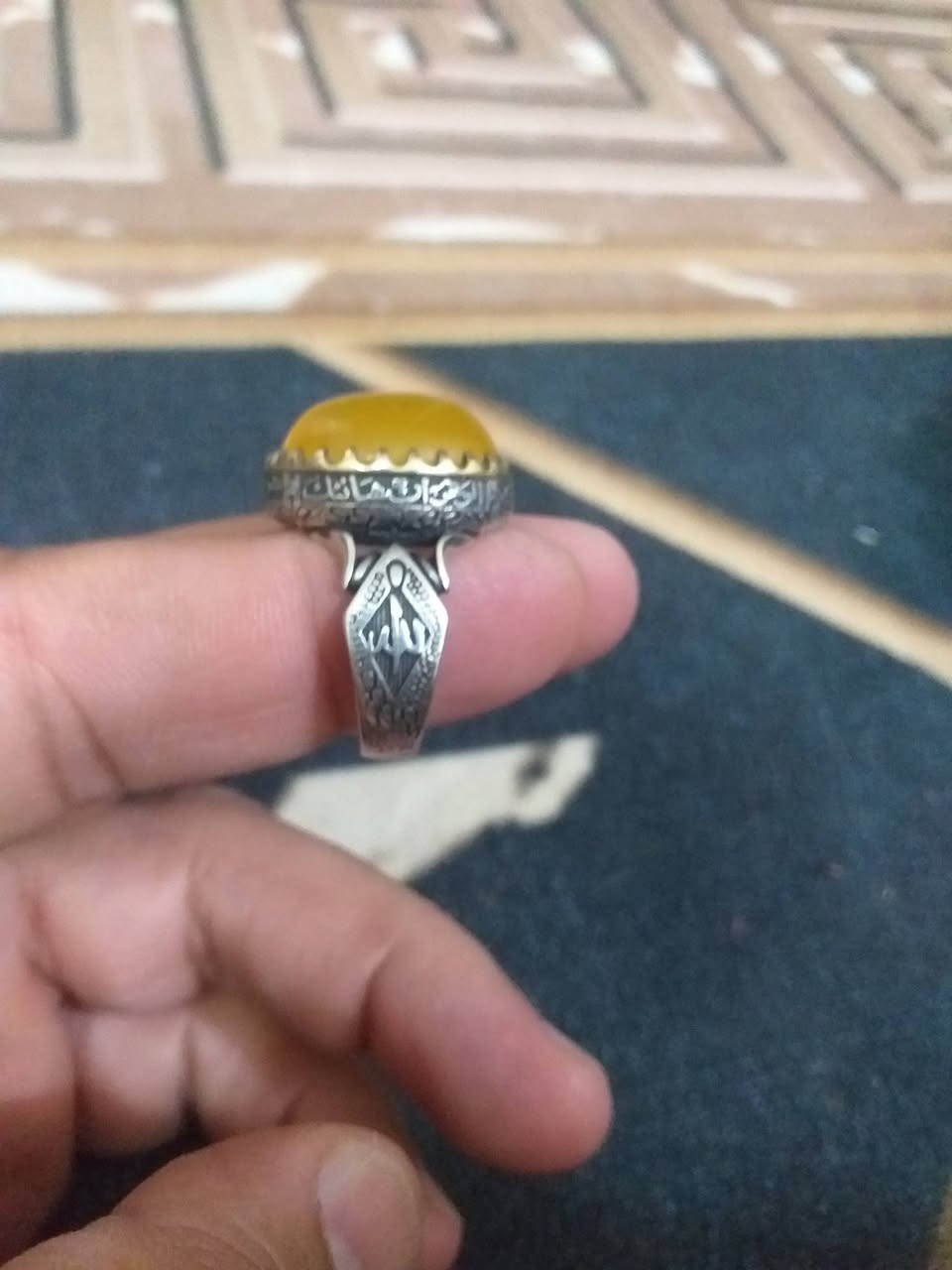 خاتم شرف الشمس للبيع مكاني بغداد الاتصال على الرقم ***********يوجد توصيل داخل بغداد
