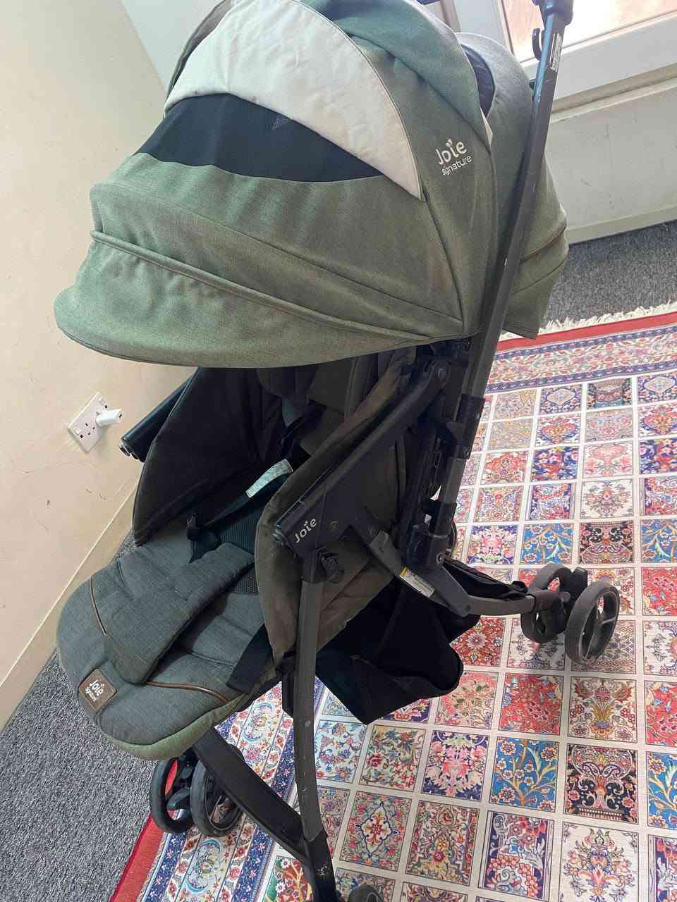 عربانه للبيع بسعر مناسب استعمال قليل جداً نظيفه من ماركة joie


**إذا كنت صاحب هذا الإعلان وتريد حذفه لأي سبب، رجاءا أرسل رسالة إلى الدعم الفني**
