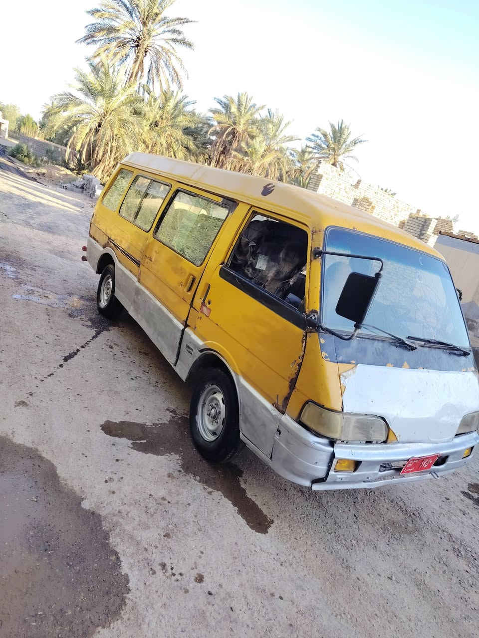 السلام عليكم
كيه اسيا موديل 94 
مكينه بيه خيط بخار كير جديد
رقم بصره احمر سنويه عضم عاج
مكان سياره ديوانيه

الاتصال ***********

السعر 12 وبيه مجال مكلف بالنشر
