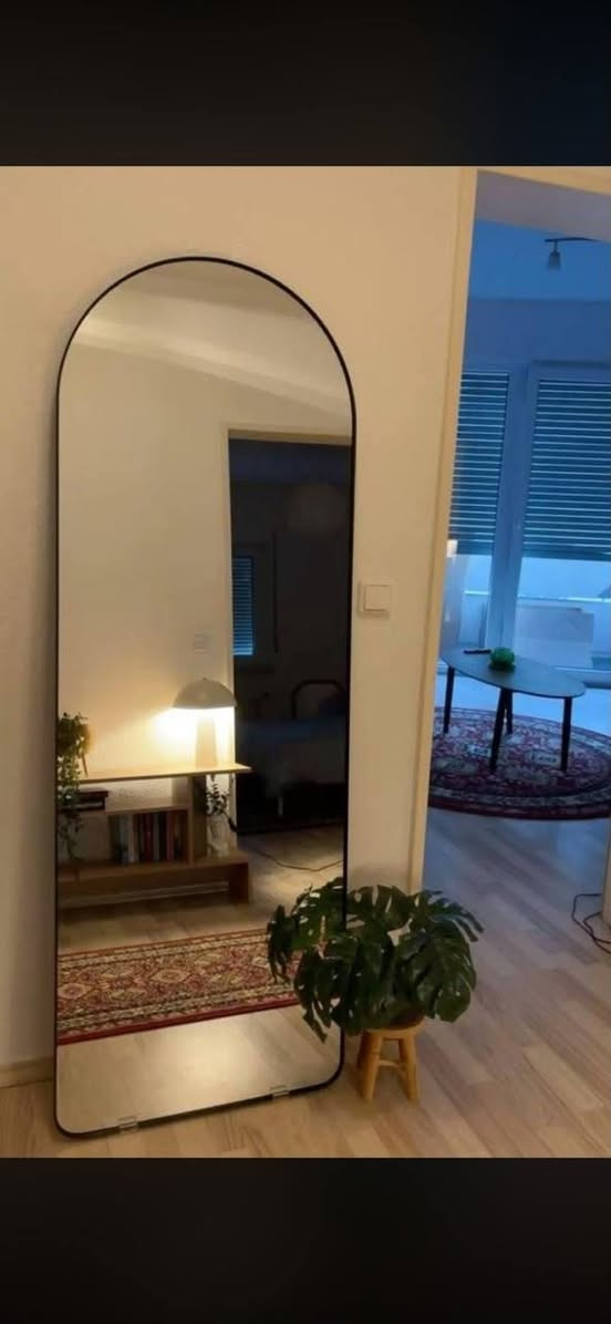 مجموعة اغراض جديدة للبيع اي استفسار دزولي طلب صداقة واني اتواصل وياكم او على الرقم واتساب ***********🌹
