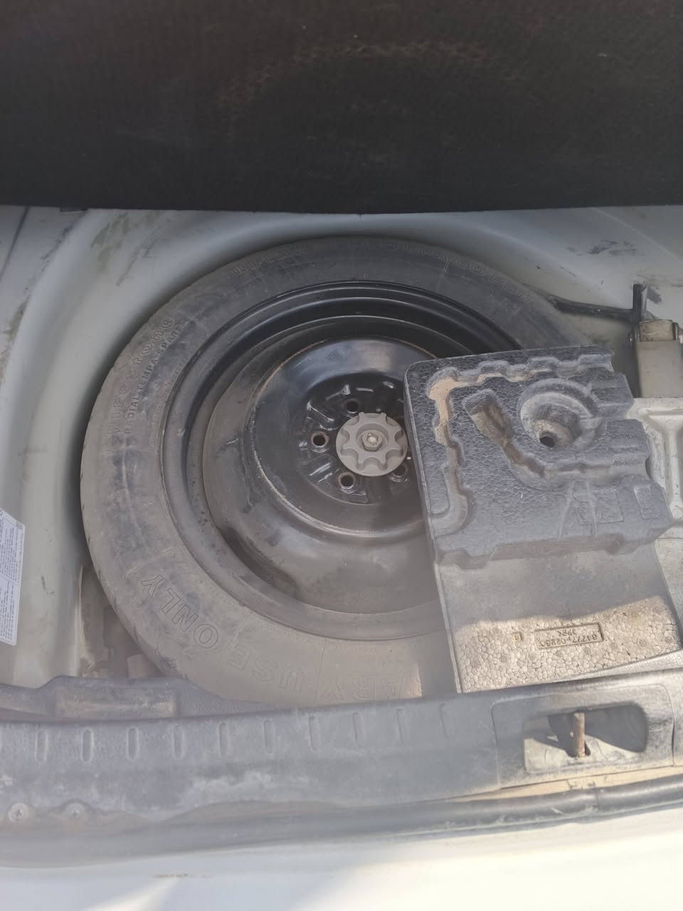 سلام عليكم كورلا 17 لون أبيض وارد كندي xse رقم اربيل ضررها قطعتين سعرها 145 الاتصال على الرقم *********** مكلف بالنشر
