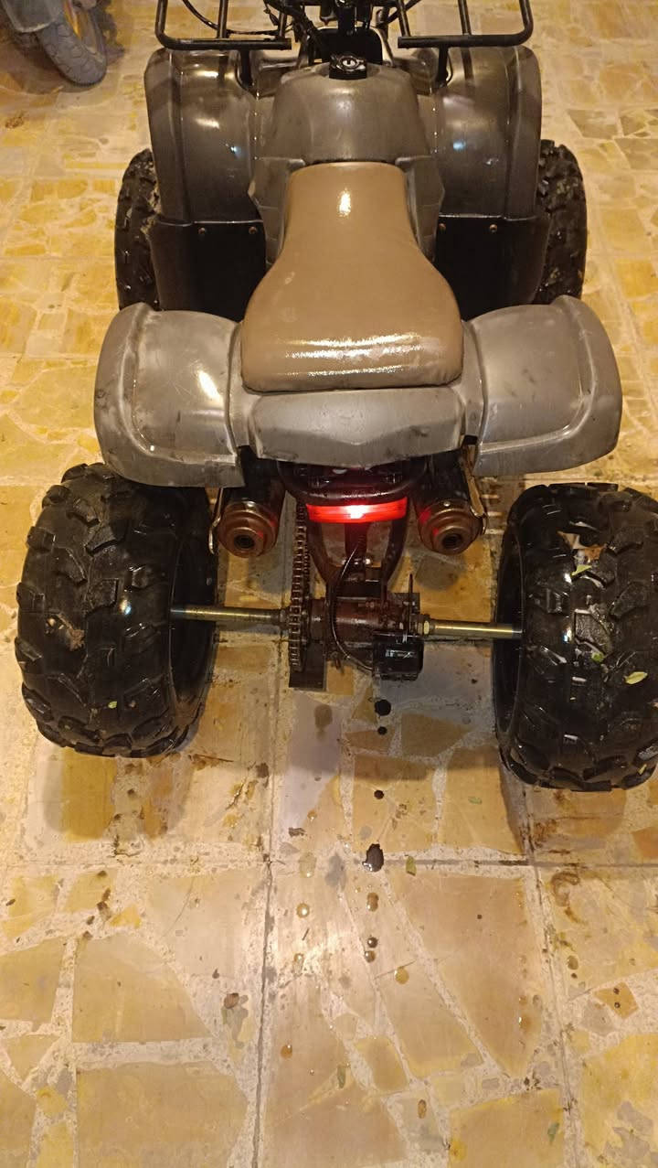 للبيع رباعيه استعمال قليل شرط نكره السعر ٥٠٠ الف العنوان بغداد ***********
