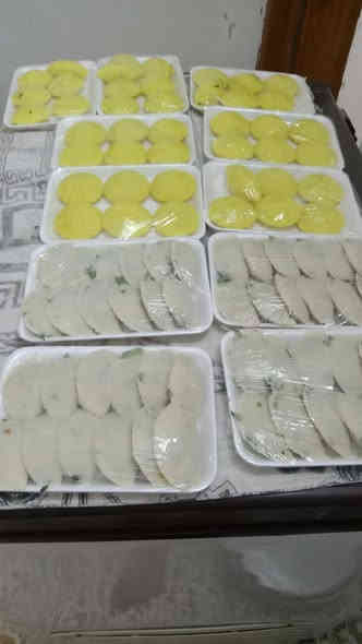 السلام عليكم يتوفر لدينا خبز حار وكبه وكليجه سمبوسه منطقه الراشديه المراسمه قرب جامع الرقيب يوجد توصيل اتصال على واتساب***********
